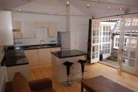 2 Bedroom Flat